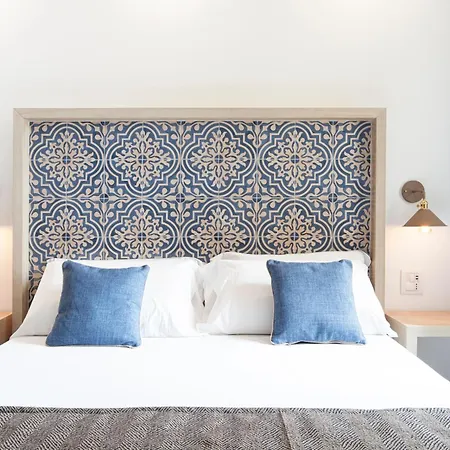 Camalù Bed & Breakfast 3*